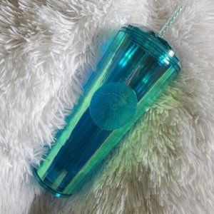 Sell like hot cakes@Starbucks Turquoise Kaleidscope Dome Venti Tumbler